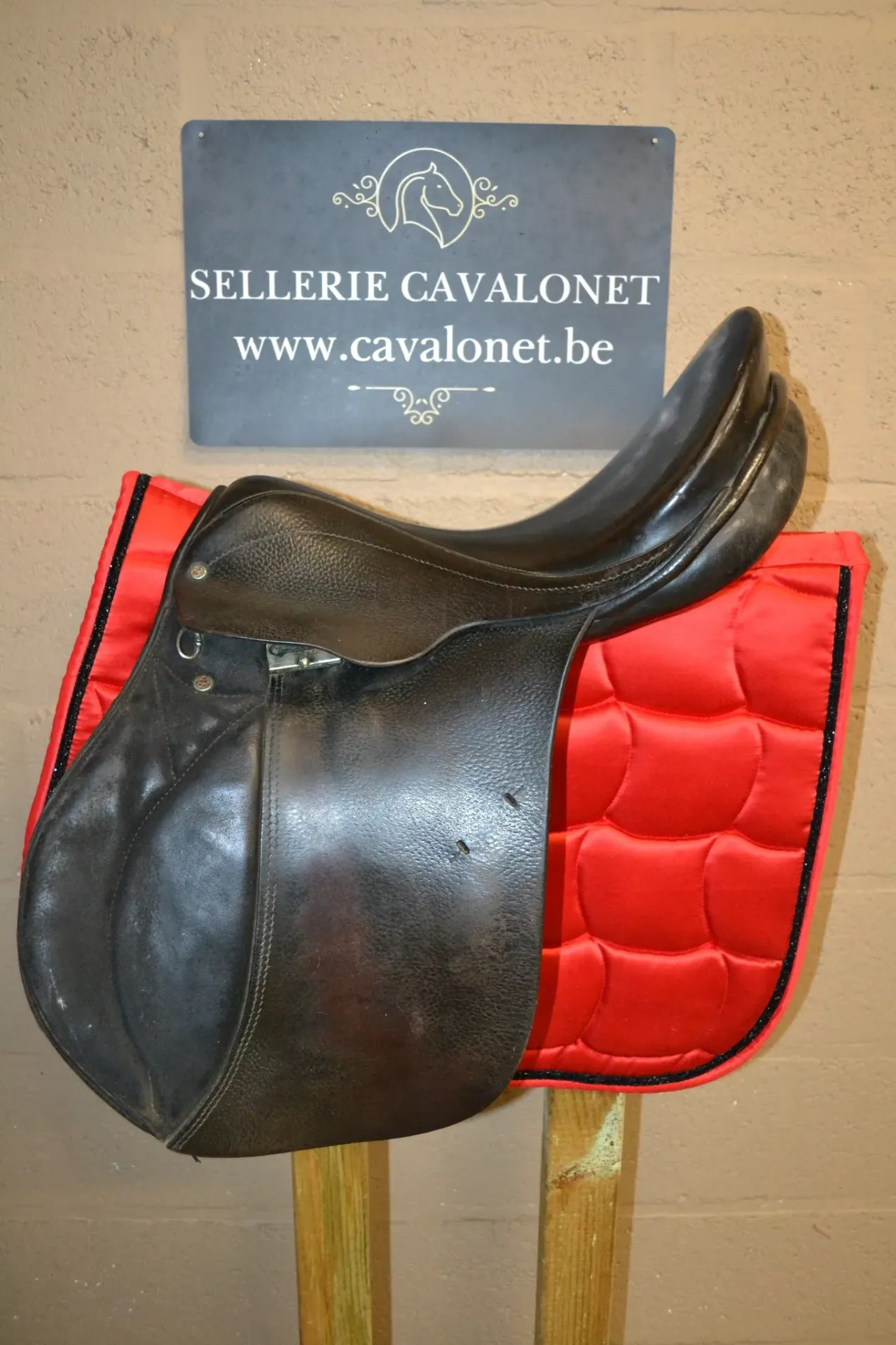 [DV1813] Selle Lemetex 17