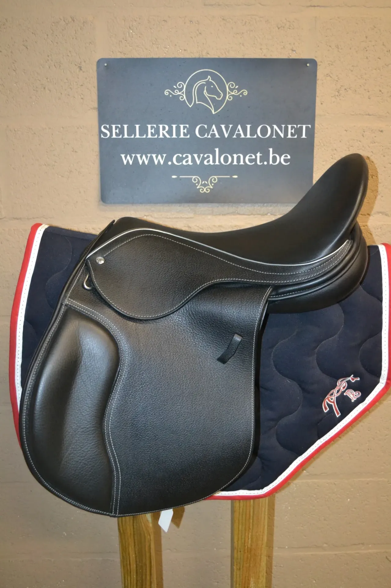 [DV1505] Selle Loxley All Prupose LX 17,5