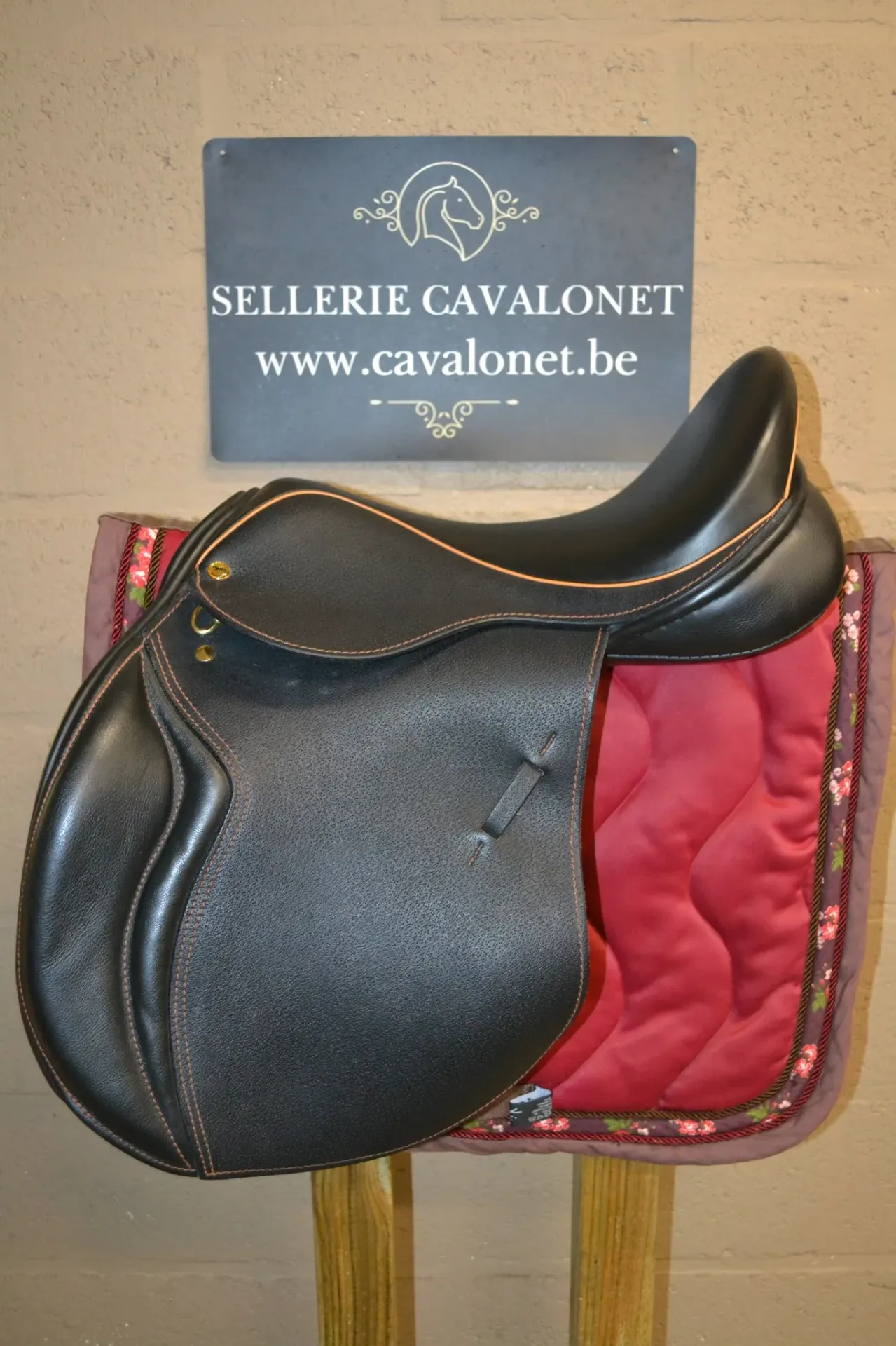 [DV1626] Selle Black Country Wexford 17