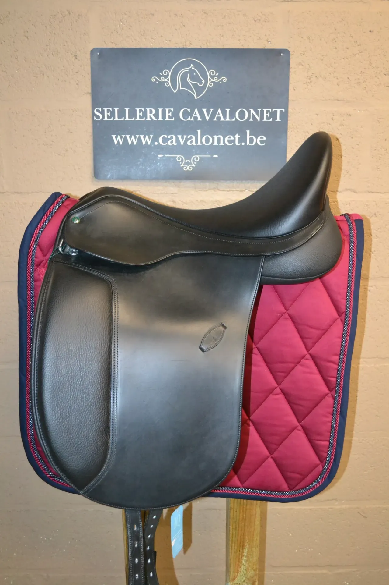 [DV1707] Selle Arena Dressage Hart 18