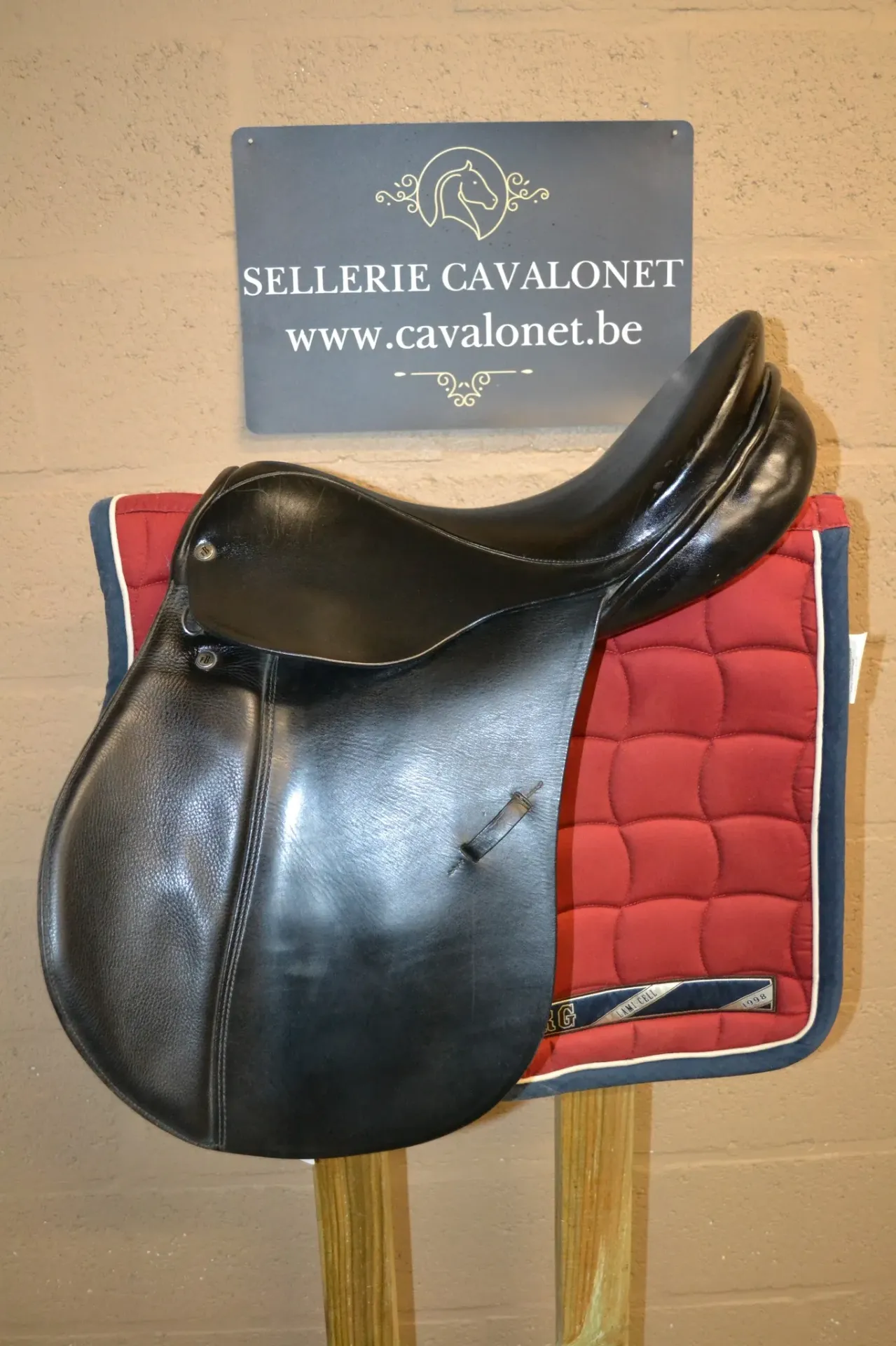 [DV1143] Selle Felix Buhler Fortuna 17,5