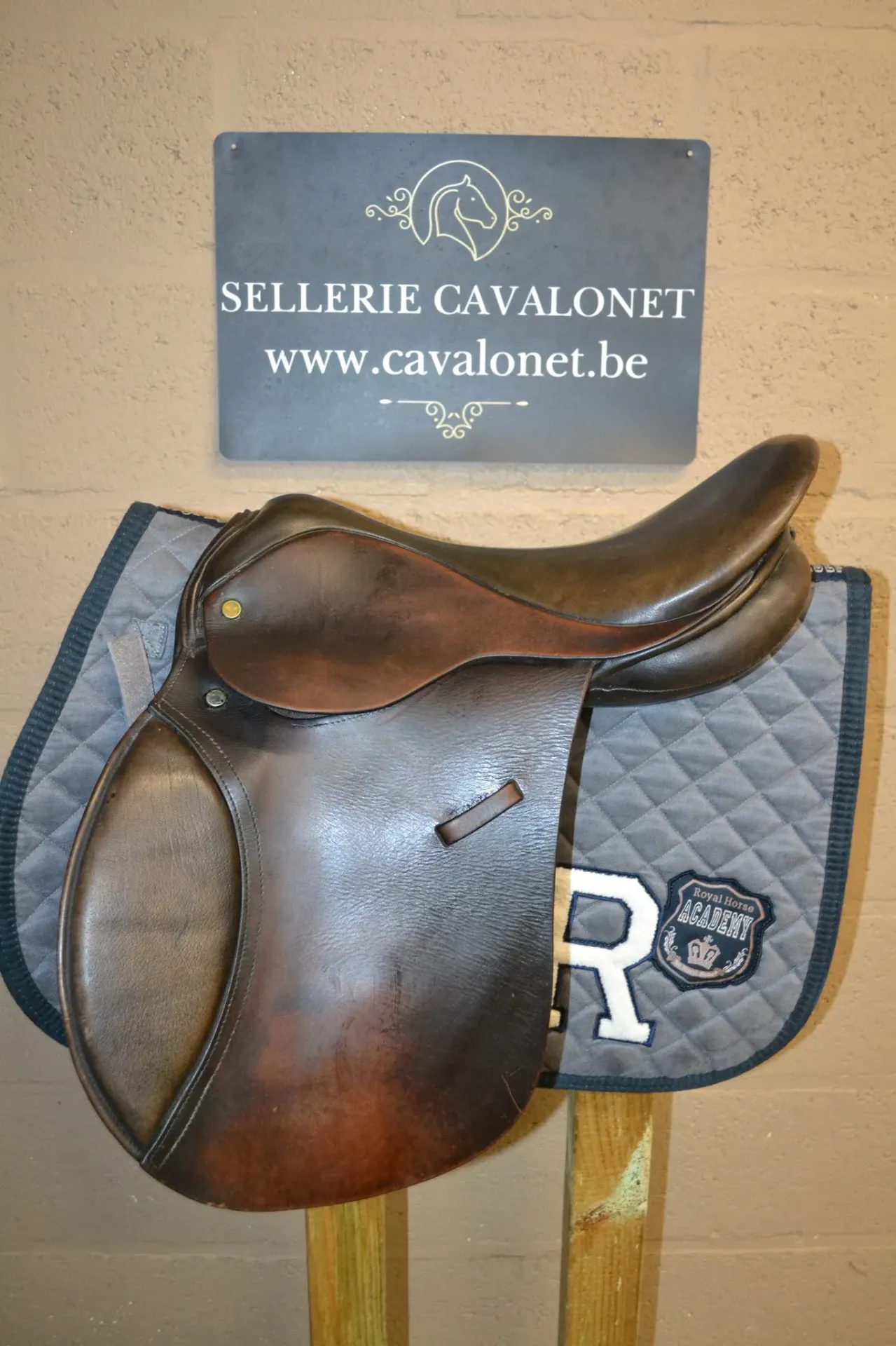 [DV1816] Selle mixte 16,5