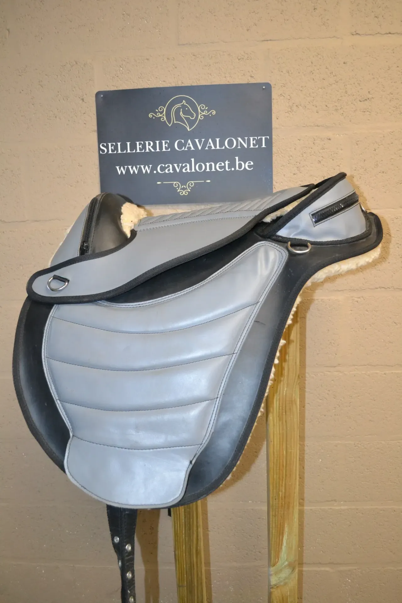 Selle sans arçon